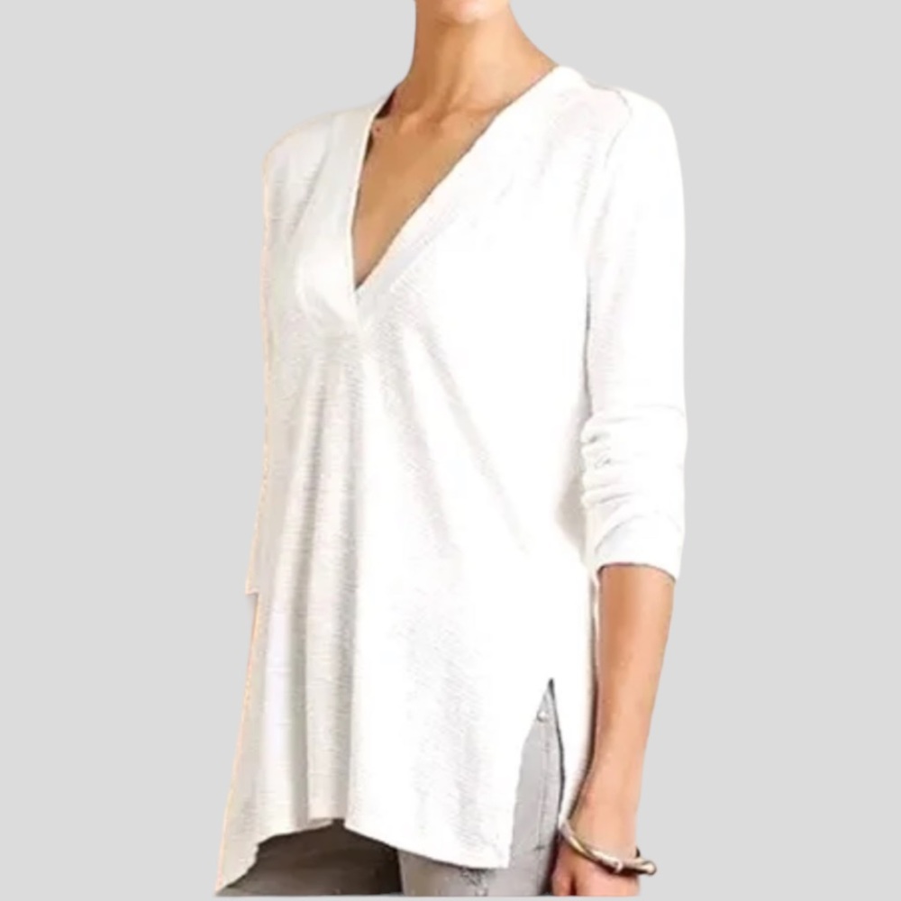Sol / Anthropologie - Textured Deep V-Neck Tunic - White - Size Small